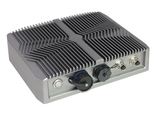 Núcleo RS232 do quadrilátero do PC X86 Intel I5-8265U de Mini Industrial Embedded Box para o quiosque